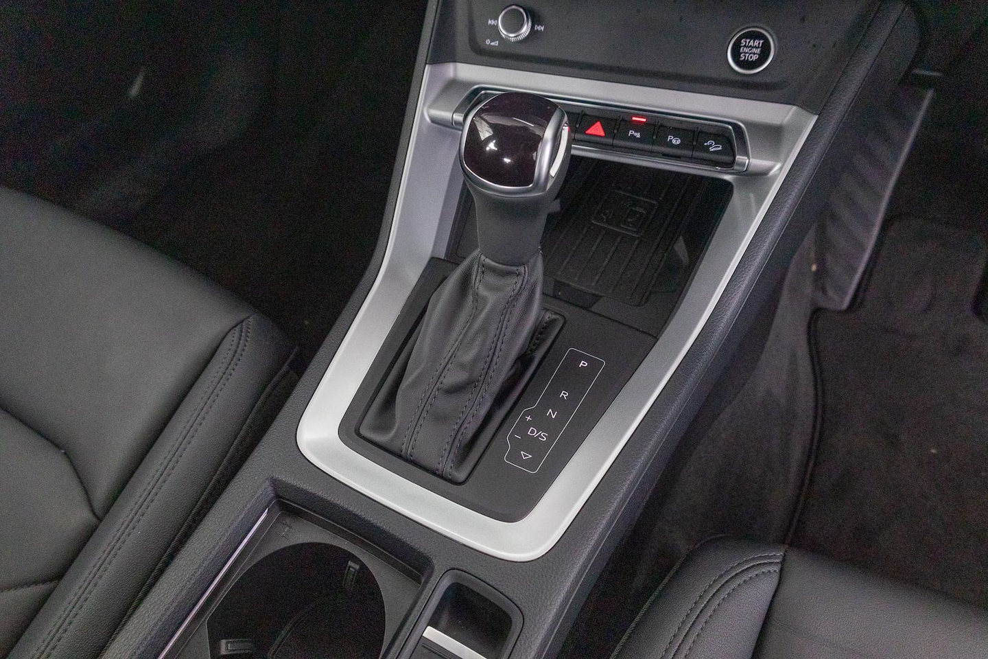 Image about Audi Q3 35 TFSI S line edition