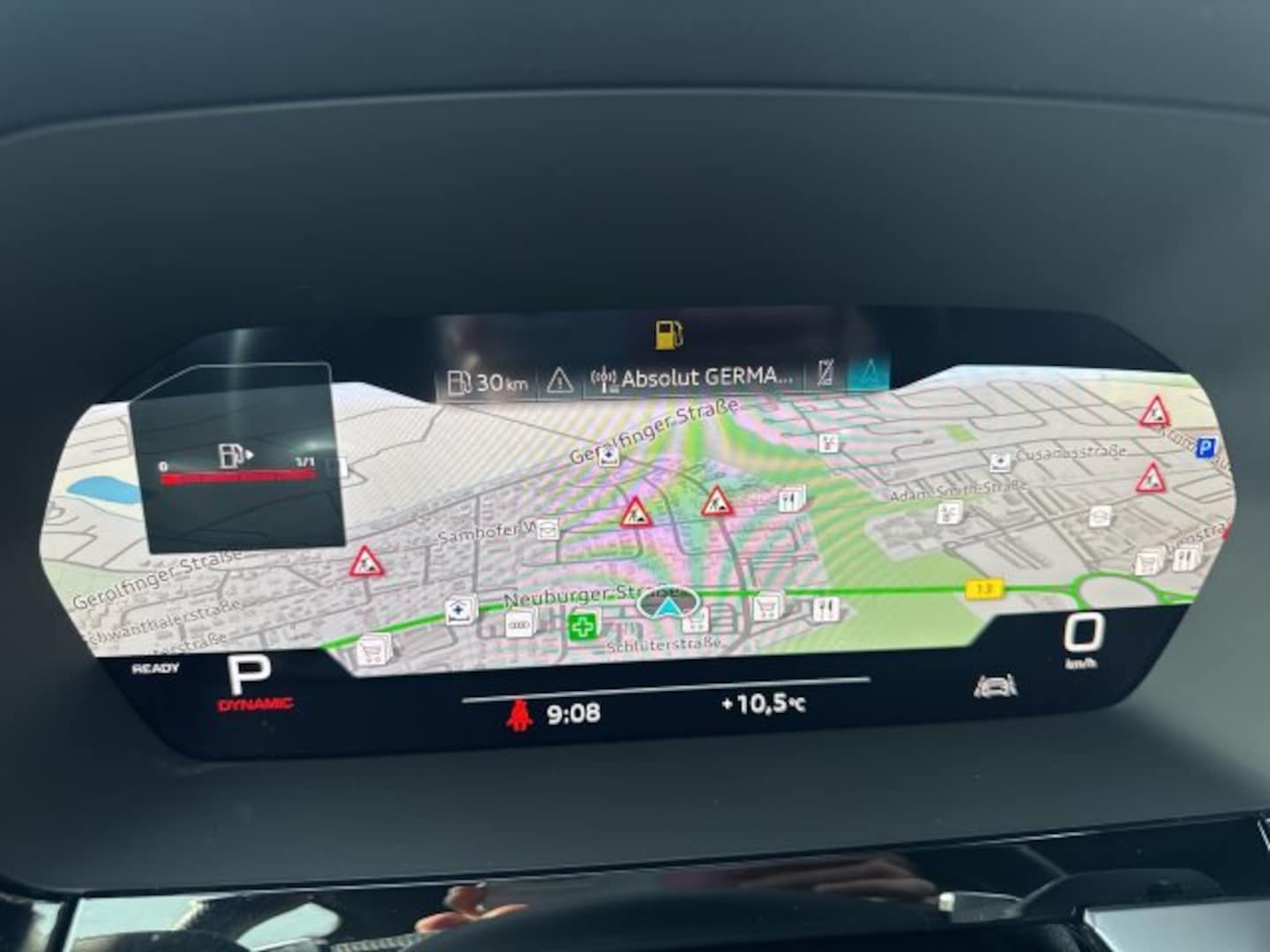 Bild über Audi S3 Limousine TFSI quattro S tronic - für weitere Informationen kontaktieren Sie den Audi Partner