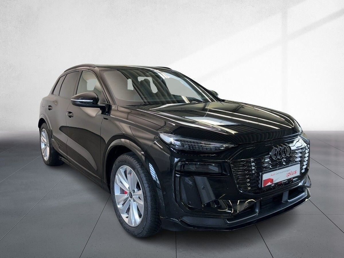 Image about Audi Q6 SUV e-tron e-tron quattro