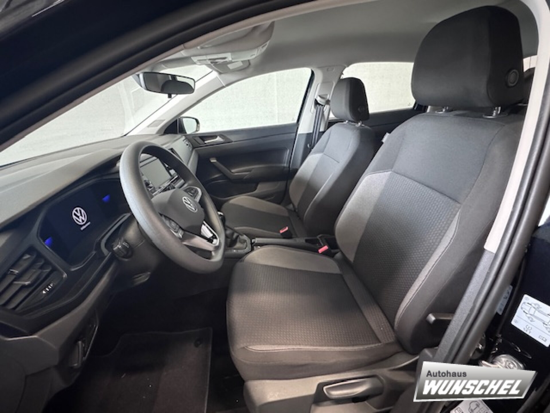 Volkswagen Polo Basis-Modell