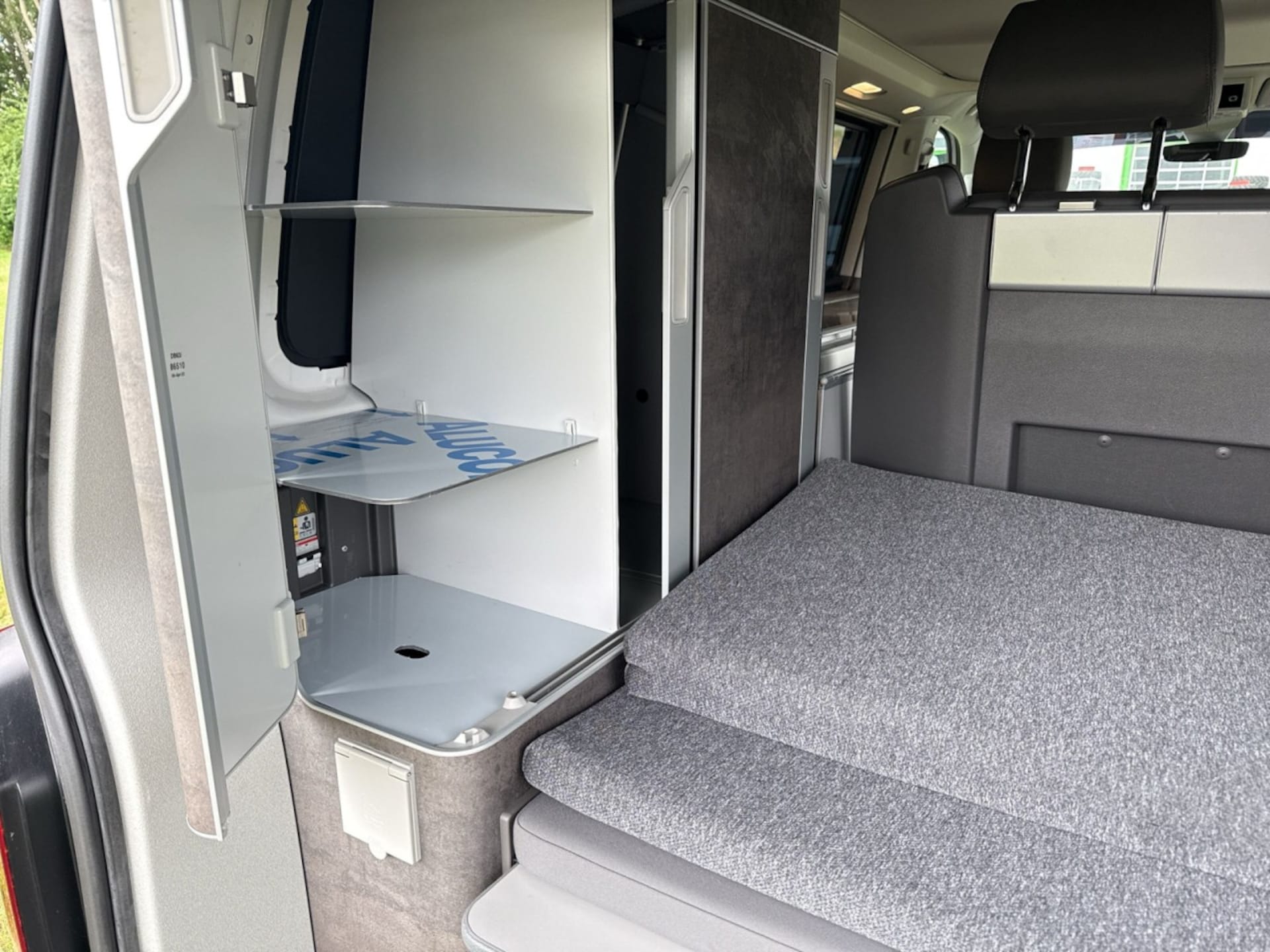 Volkswagen T6.1 California Ocean