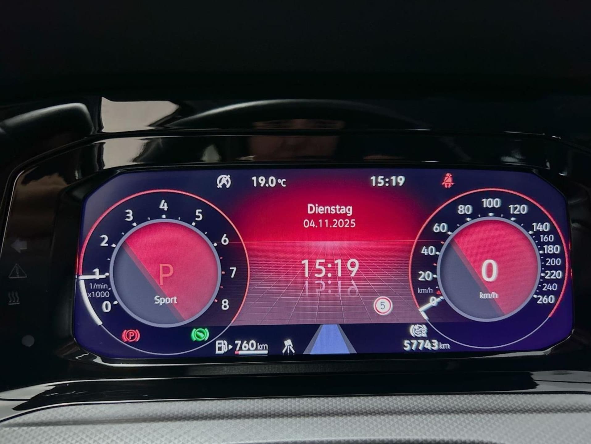 Volkswagen Golf Active