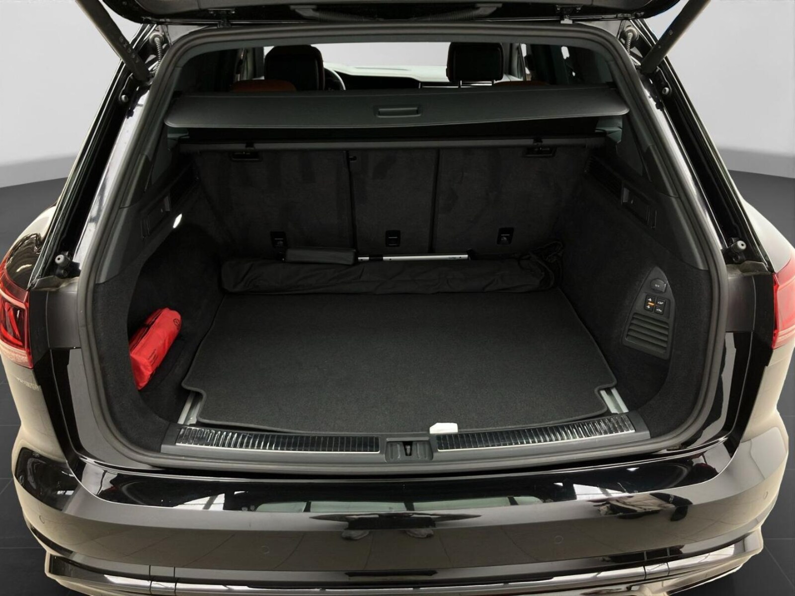 Volkswagen Touareg – Bild 17