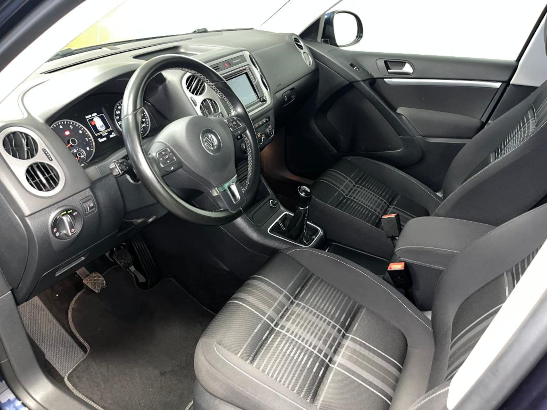 Volkswagen Tiguan LOUNGE Sport & Style