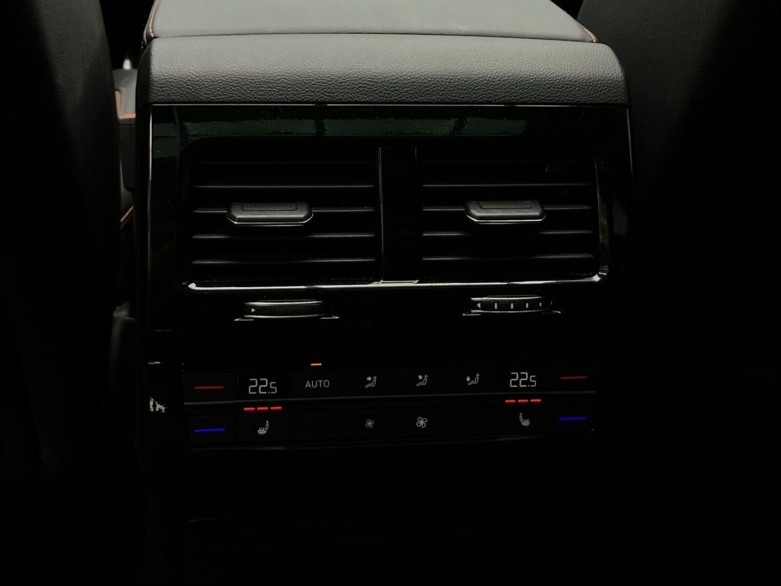 Volkswagen Touareg – Bild 20