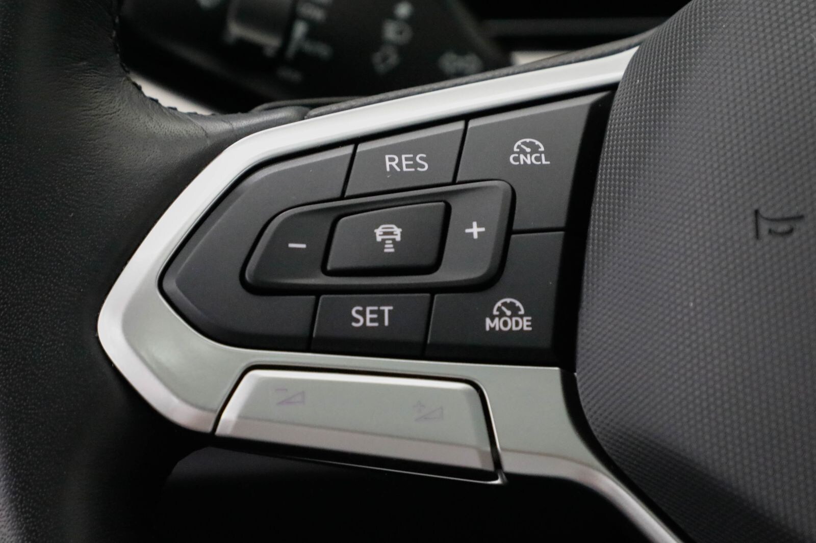 Volkswagen Tiguan – Bild 25