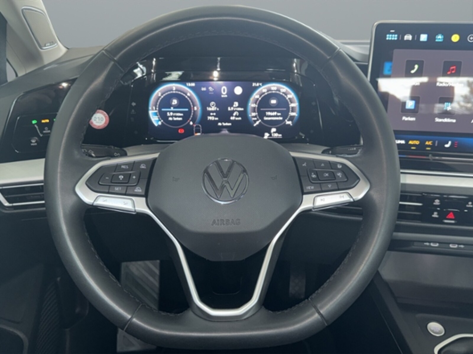 Volkswagen Golf – Bild 17