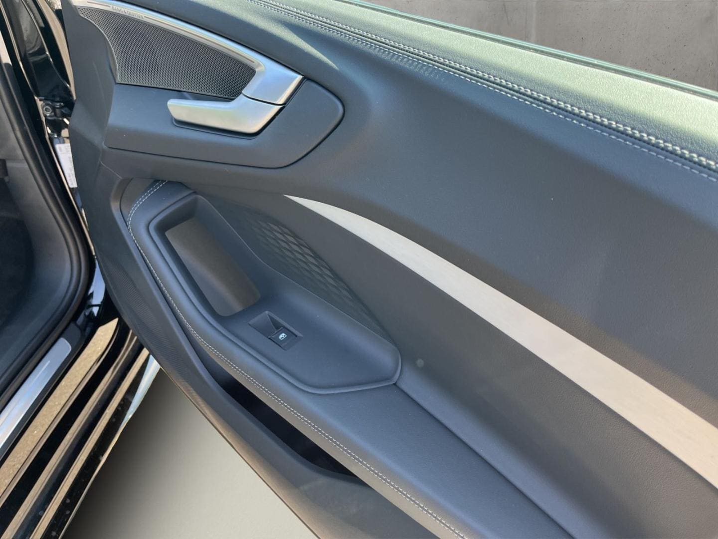 Bild über Audi A5 Avant TFSI quattro S tronic - für weitere Informationen kontaktieren Sie den Audi Partner