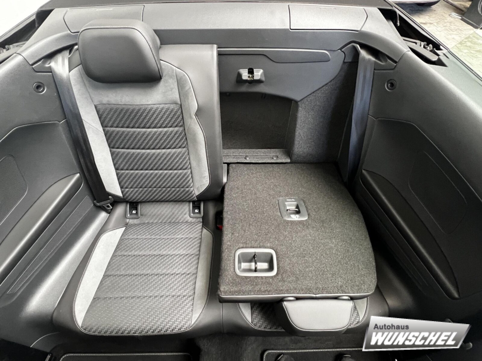 Volkswagen T-Roc Cabriolet – Bild 10