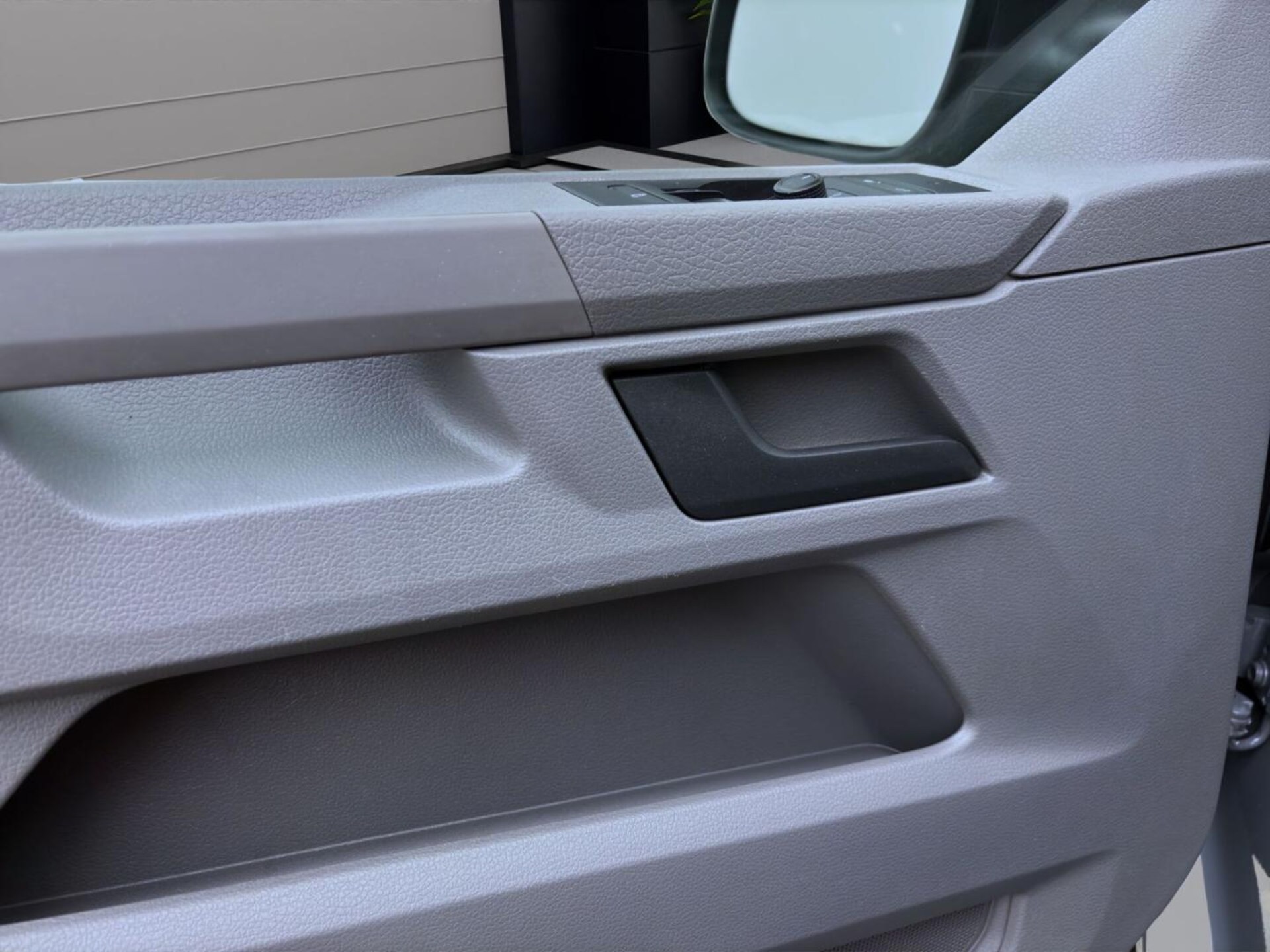 Volkswagen T6.1 Transporter Kombi kurzer Radstand