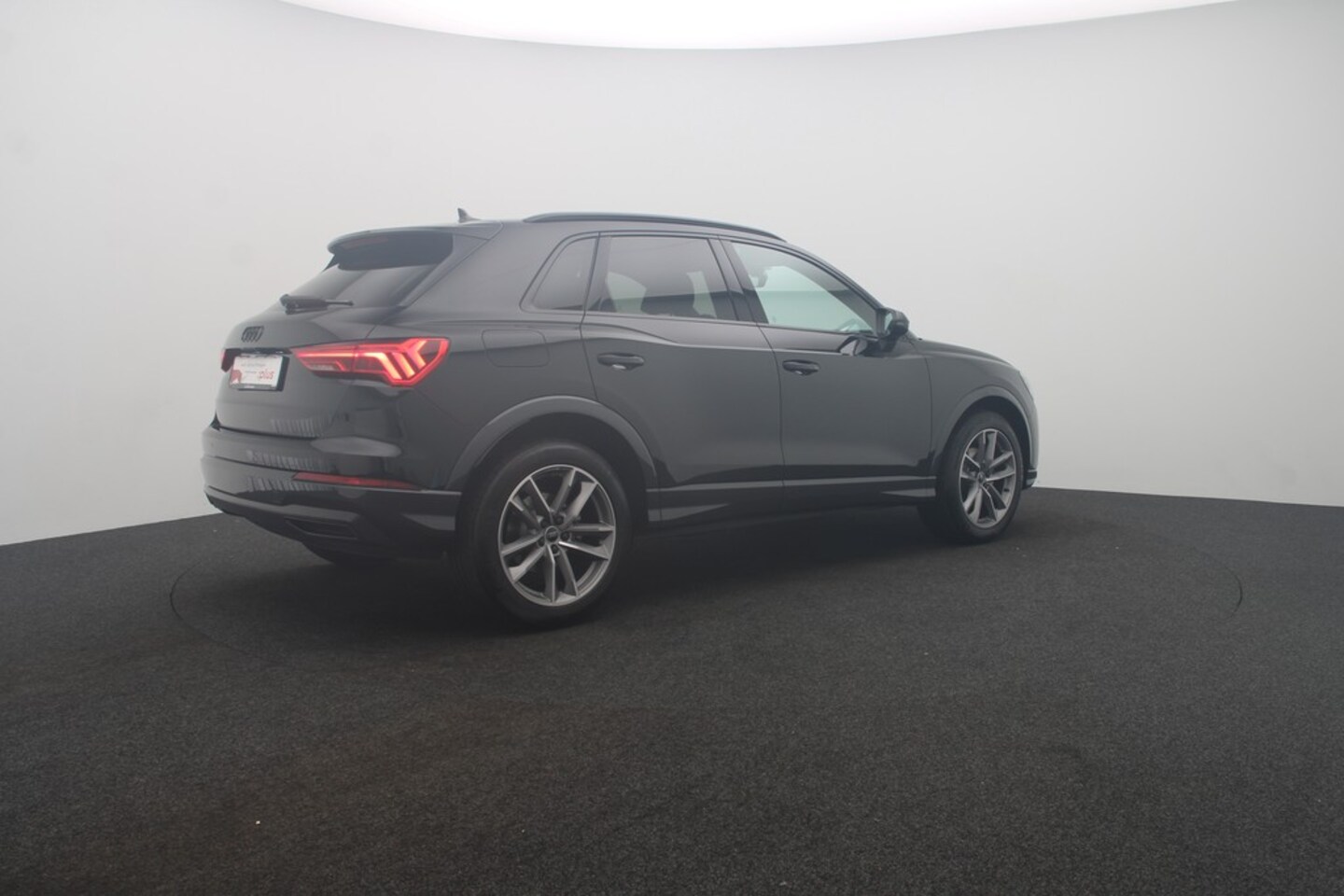 Bild über Audi Q3 advanced 35 TFSI S tronic - für weitere Informationen kontaktieren Sie den Audi Partner
