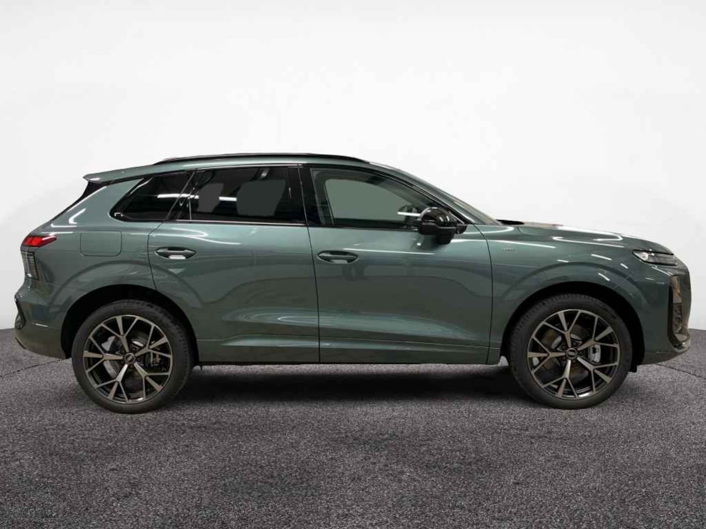 Bild über Audi Q3 SUV e-hybrid e-hybrid 200 kW S tronic - für weitere Informationen kontaktieren Sie den Audi Partner