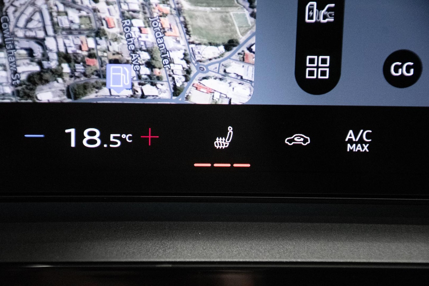Image about Audi Q6 SUV e-tron e-tron