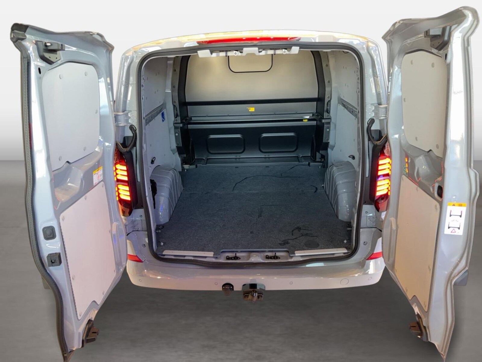 Volkswagen Transporter Kasten langer Radstand – Bild 10