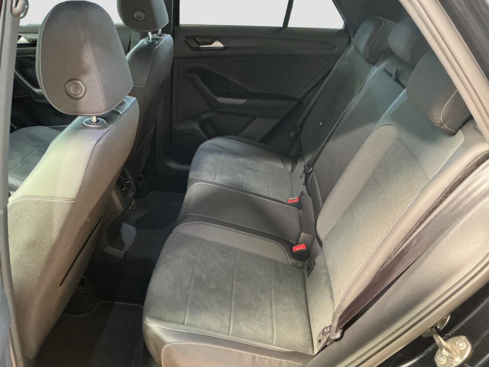 Volkswagen T-Roc – Bild 11