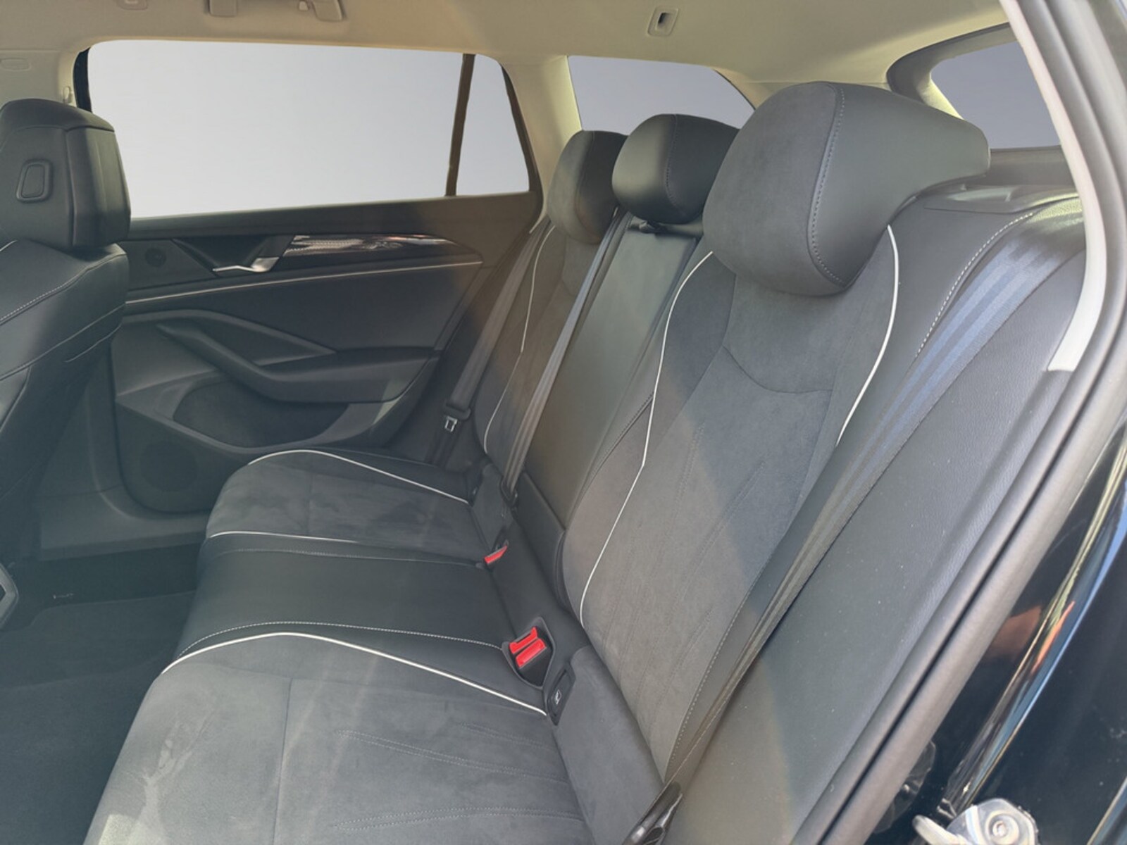 Volkswagen Passat – Bild 18