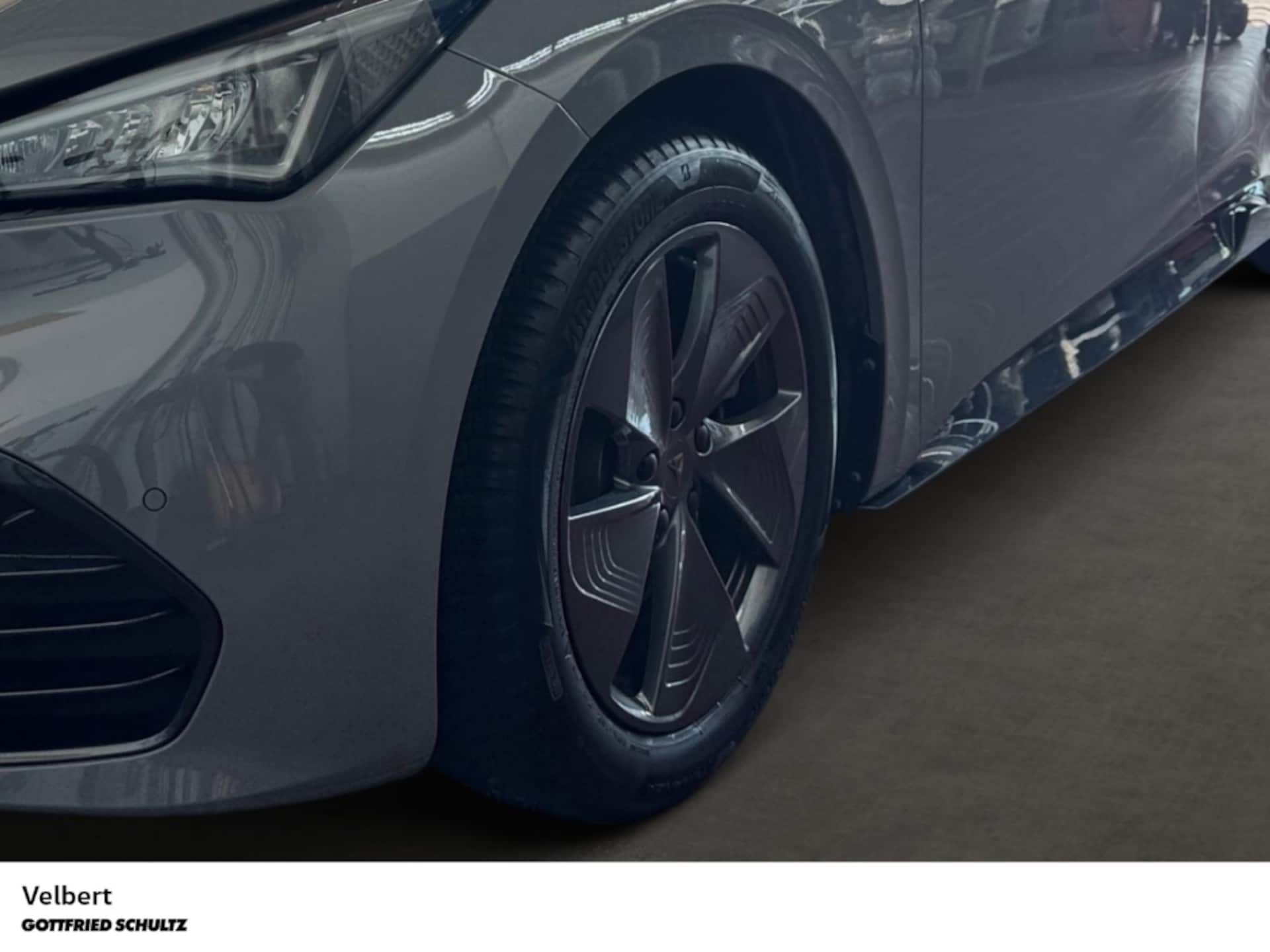 CUPRA Born