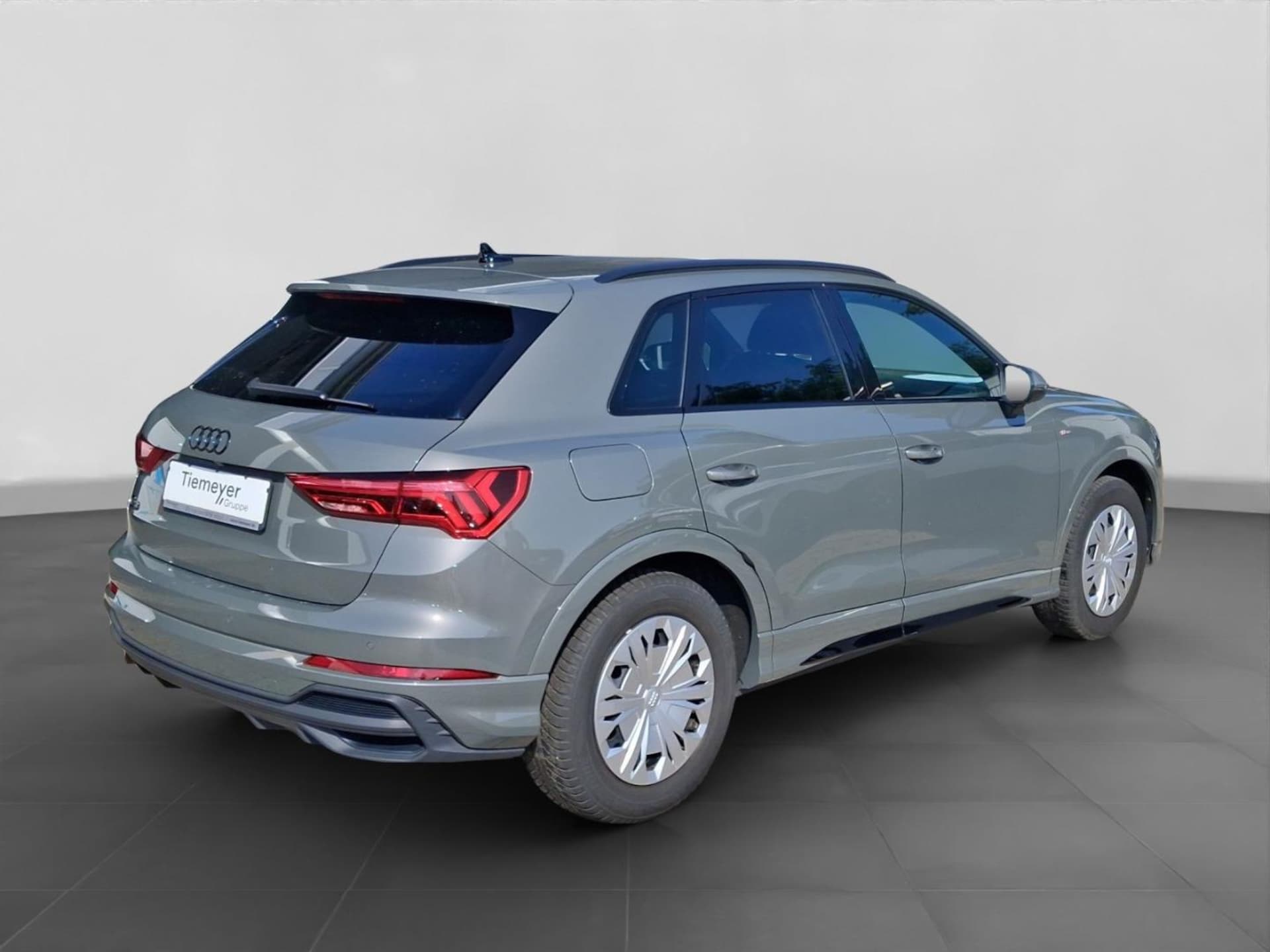 Audi Q3 SUV S line
