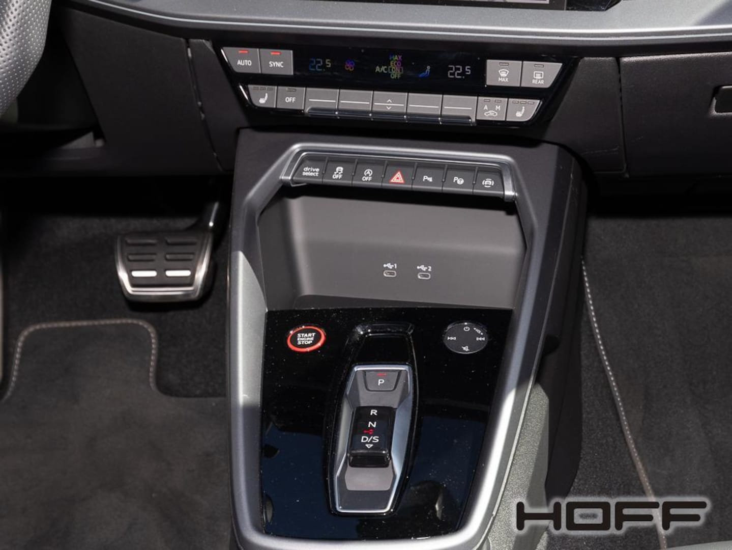 Bild über Audi S3 Limousine TFSI quattro S tronic - für weitere Informationen kontaktieren Sie den Audi Partner