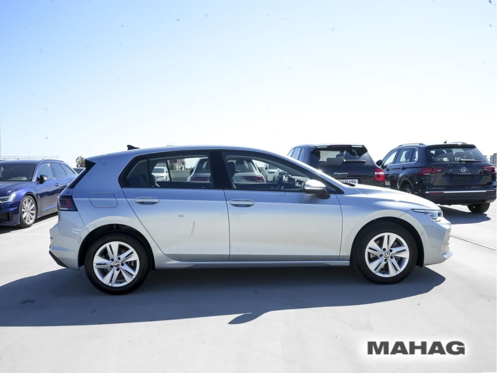 Volkswagen Golf Life