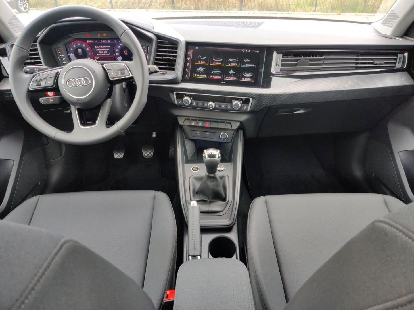 Bild über Audi A1 Sportback advanced 25 TFSI Schaltgetriebe - für weitere Informationen kontaktieren Sie den Audi Partner