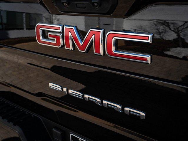 2023 GMC Sierra 2500HD AT4 - Photo 17