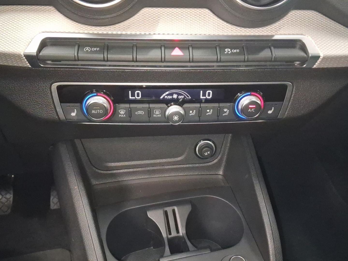 Bild über Audi Q2 advanced 30 TFSI Schaltgetriebe - für weitere Informationen kontaktieren Sie den Audi Partner