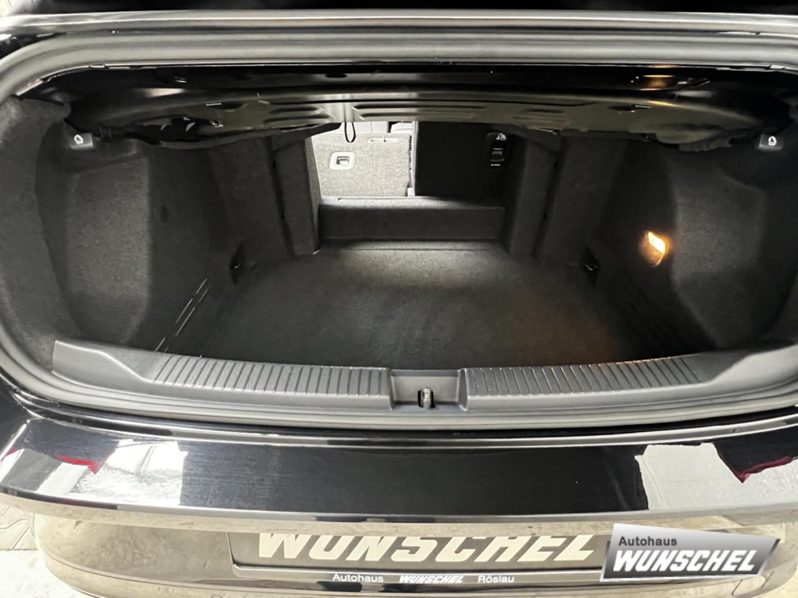 Volkswagen T-Roc Cabriolet – Bild 11