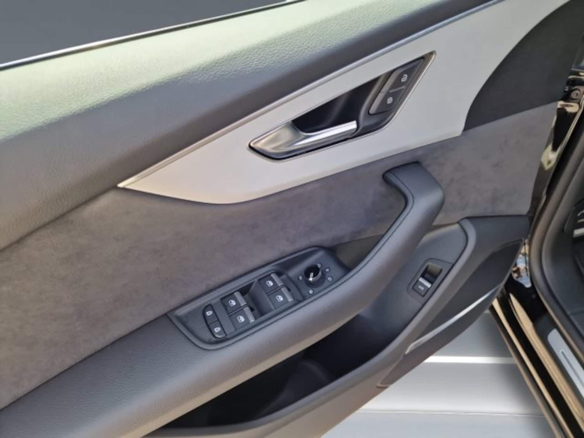 Audi Q8 SUV