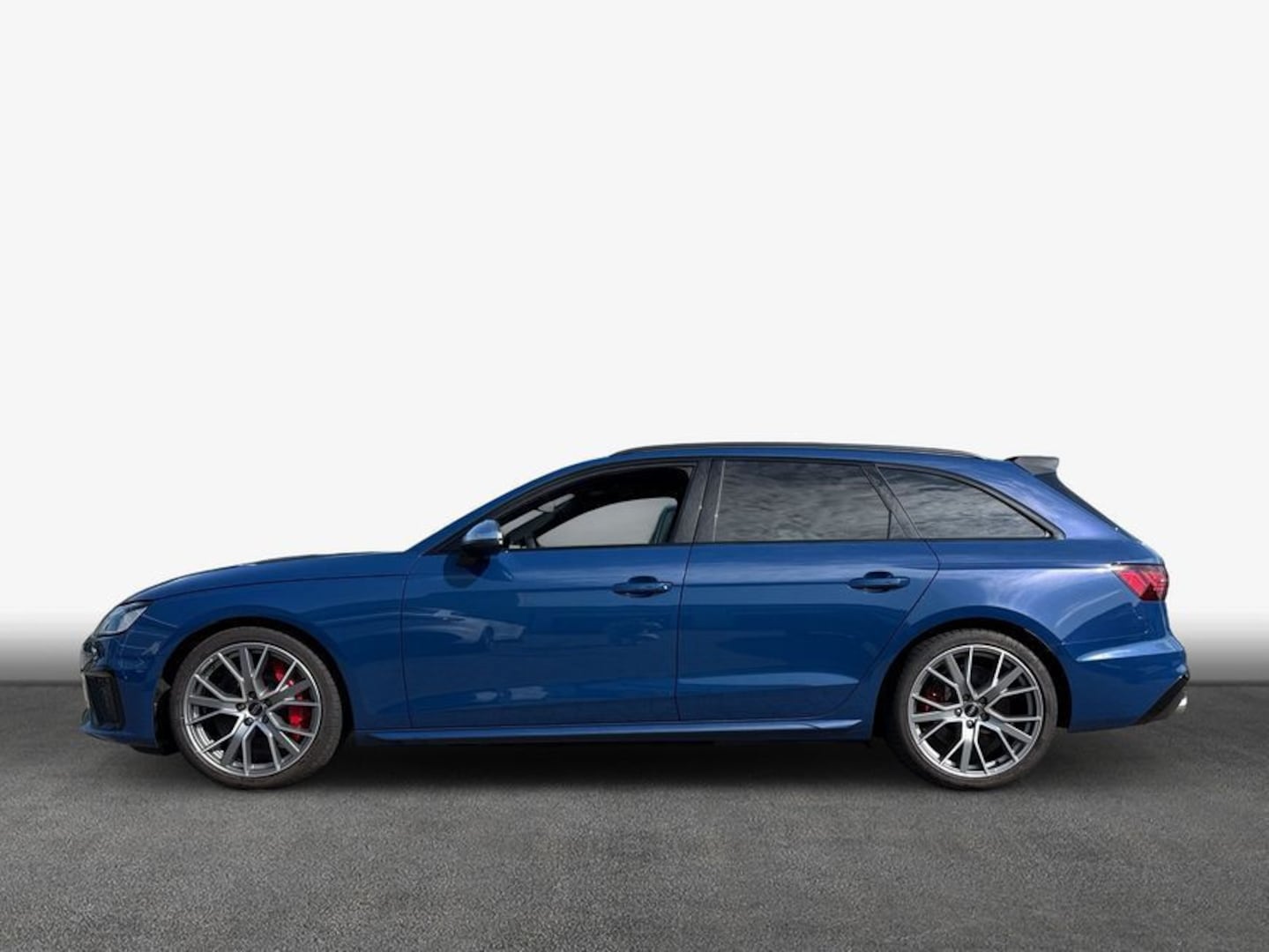 Bild über Audi S4 Avant TDI quattro tiptronic - für weitere Informationen kontaktieren Sie den Audi Partner