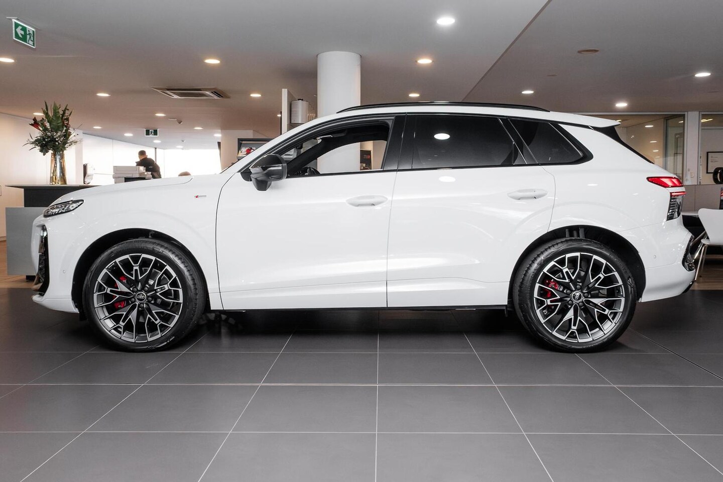 Image about Audi Q3 SUV TFSI quattro 195 kW
