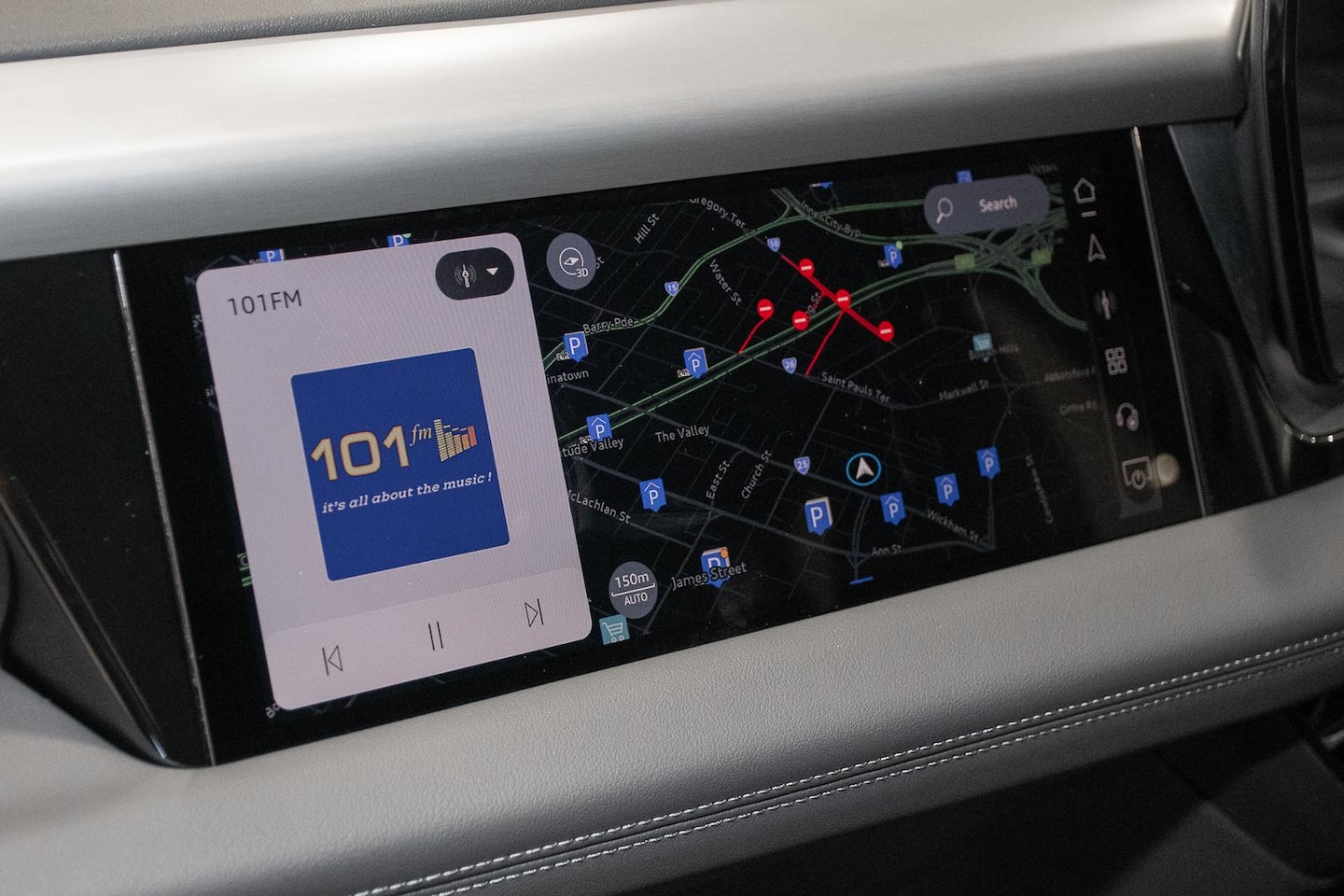 Image about Audi Q6 SUV e-tron e-tron