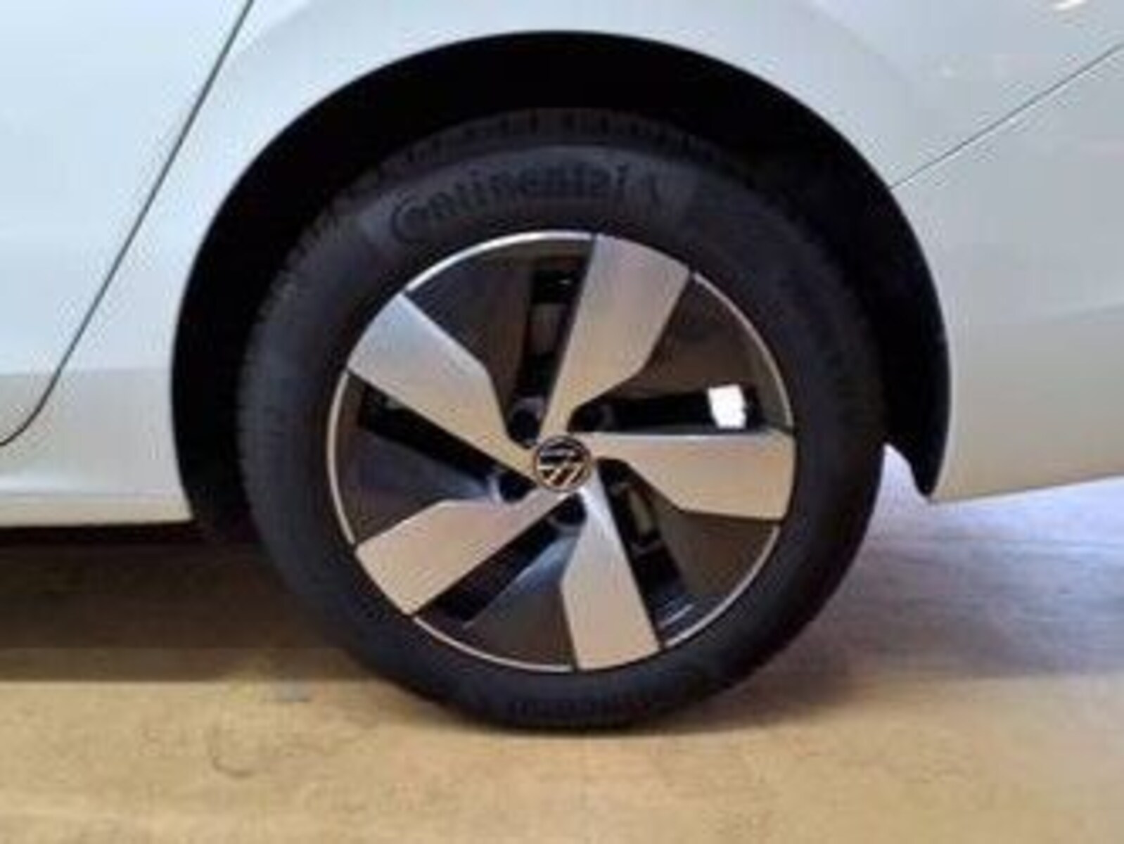 Volkswagen Passat – Bild 9