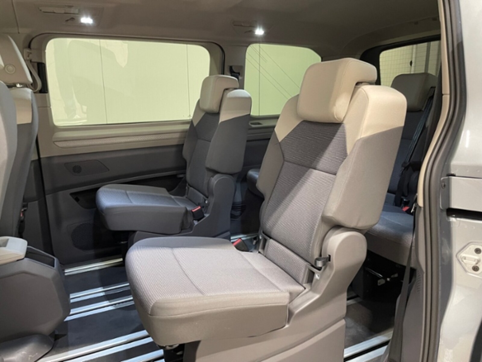 Volkswagen Multivan – Bild 19