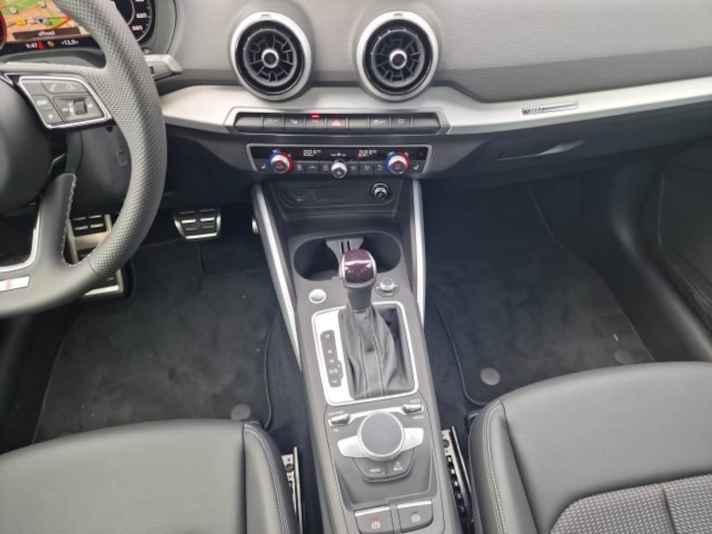 Bild über Audi Q2 S line 35 TDI S tronic - für weitere Informationen kontaktieren Sie den Audi Partner