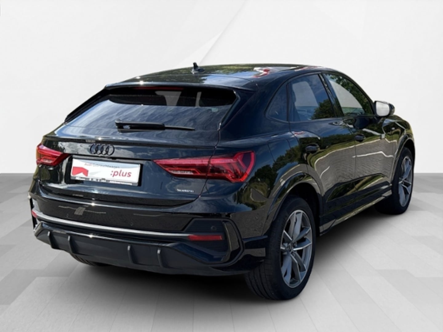 Bild über Audi Q3 Sportback S line 45 TFSI quattro S tronic - für weitere Informationen kontaktieren Sie den Audi Partner