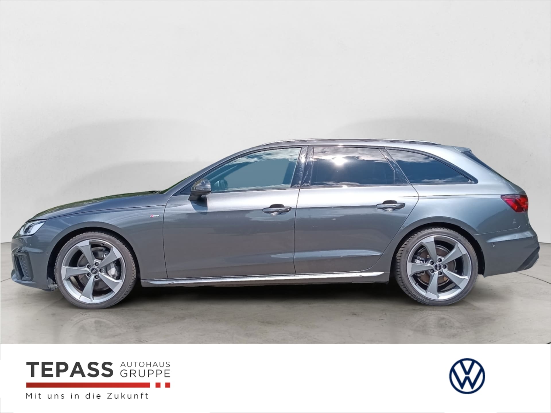 Audi A4 Avant S line