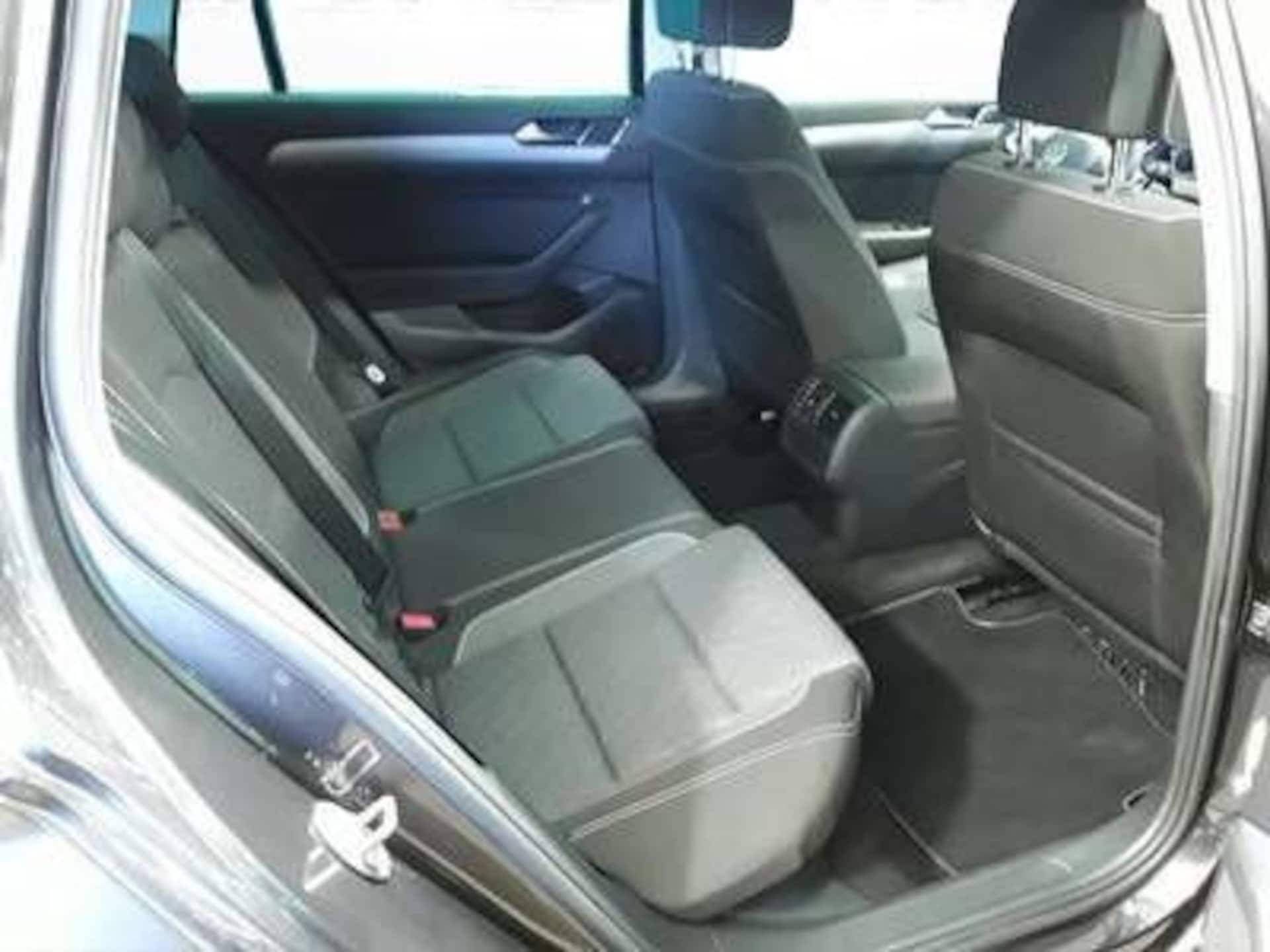 Volkswagen Passat Variant Business