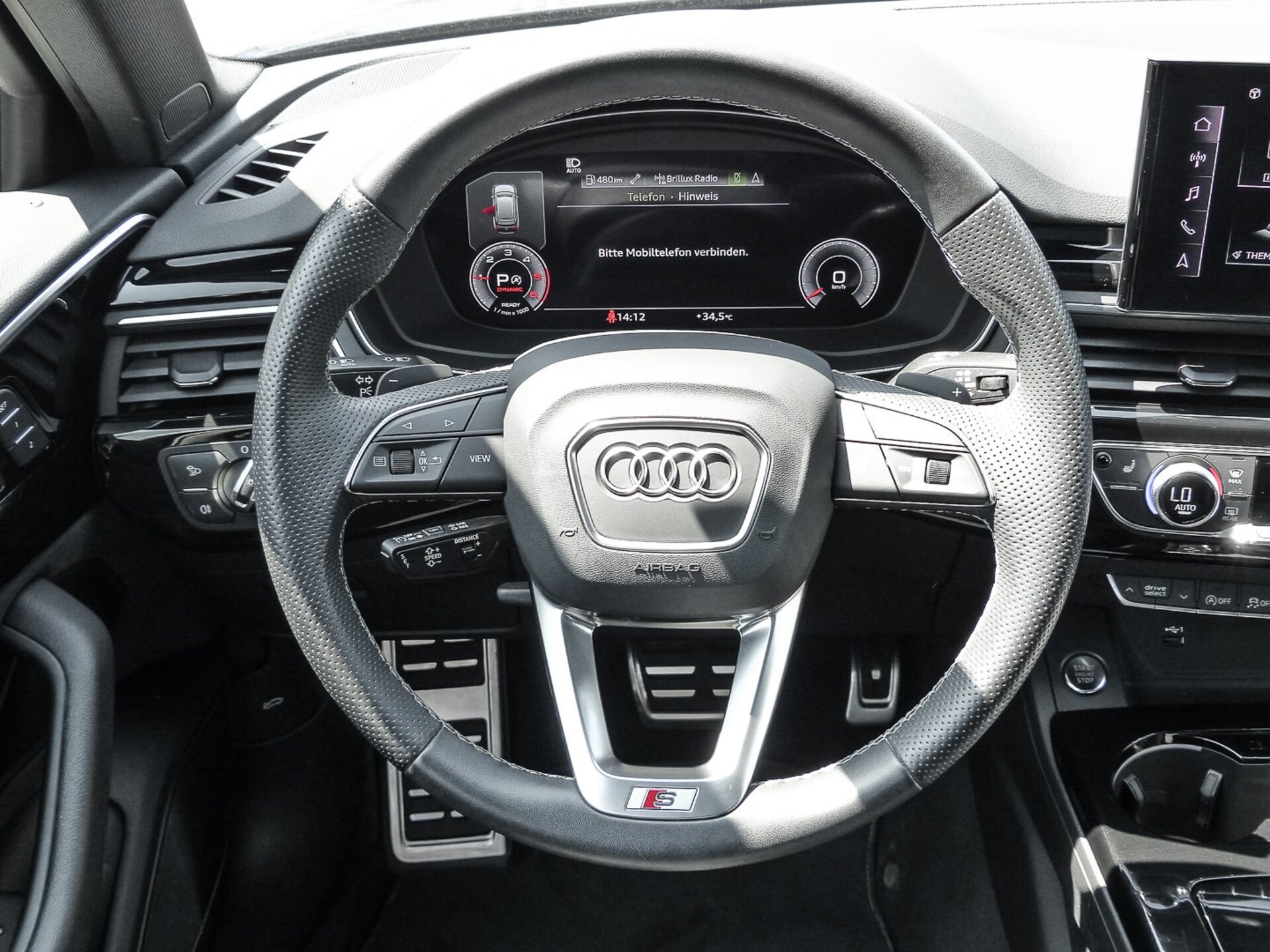 Audi A4 Avant S line
