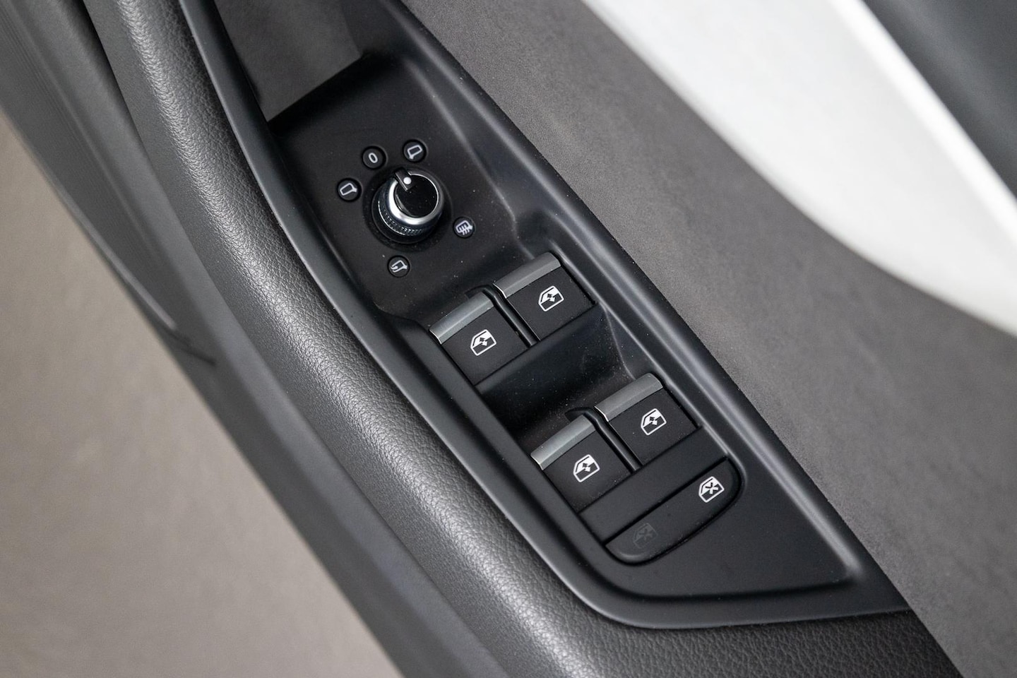Image about Audi A4 Saloon 2.0 TDI