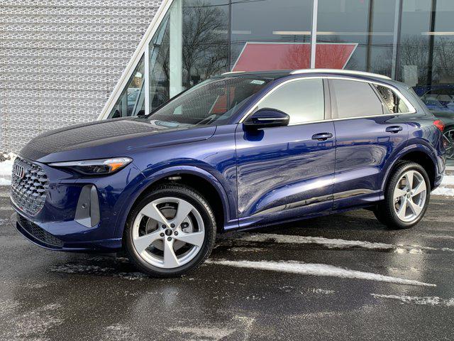2025 Audi Q5 40 Premium Plus's photo