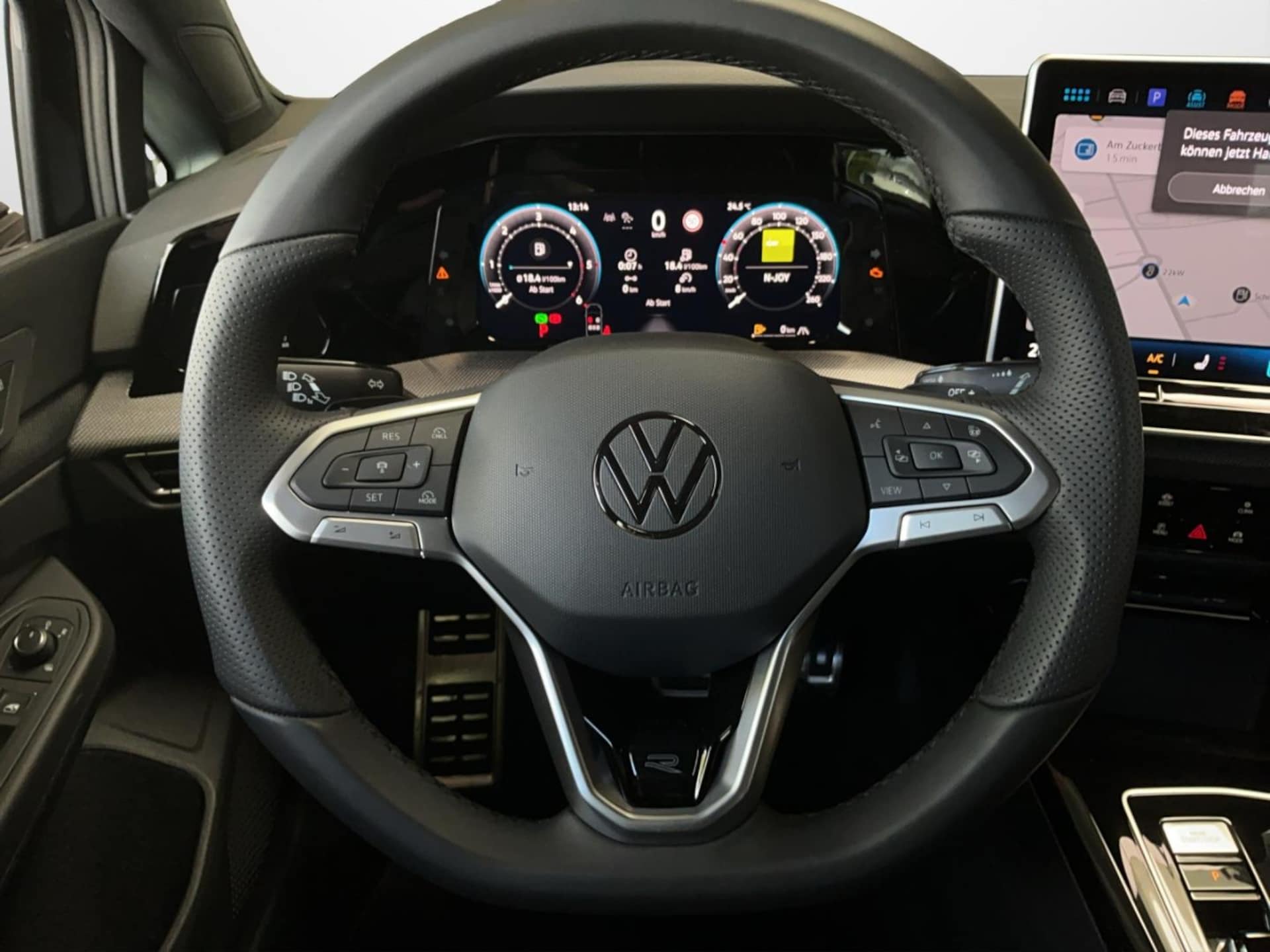 Volkswagen Golf Variant R-Line
