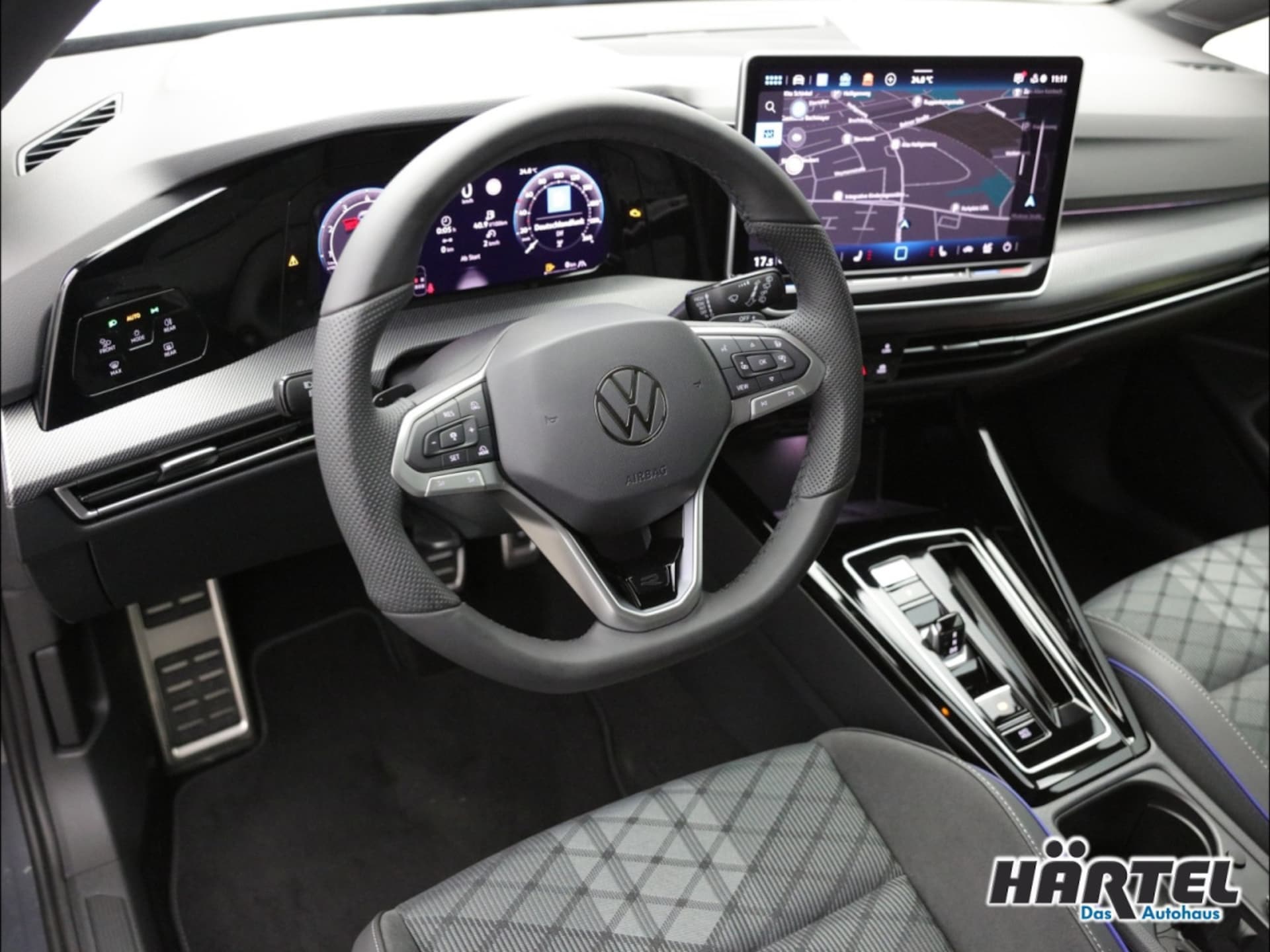 Volkswagen Golf R-Line