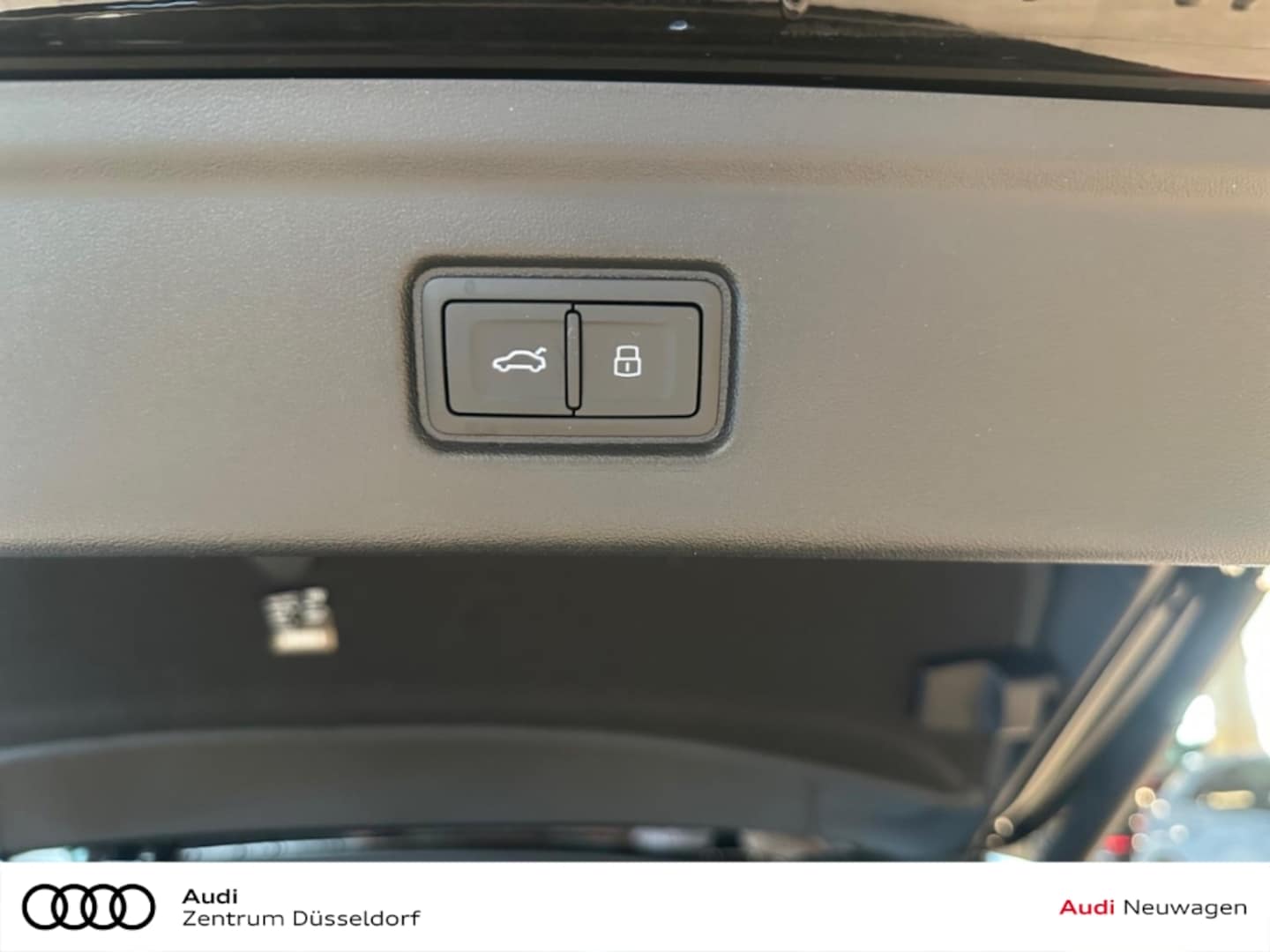 Bild über Audi A6 Avant e-tron S line business e-tron performance 270 kW - für weitere Informationen kontaktieren Sie den Audi Partner