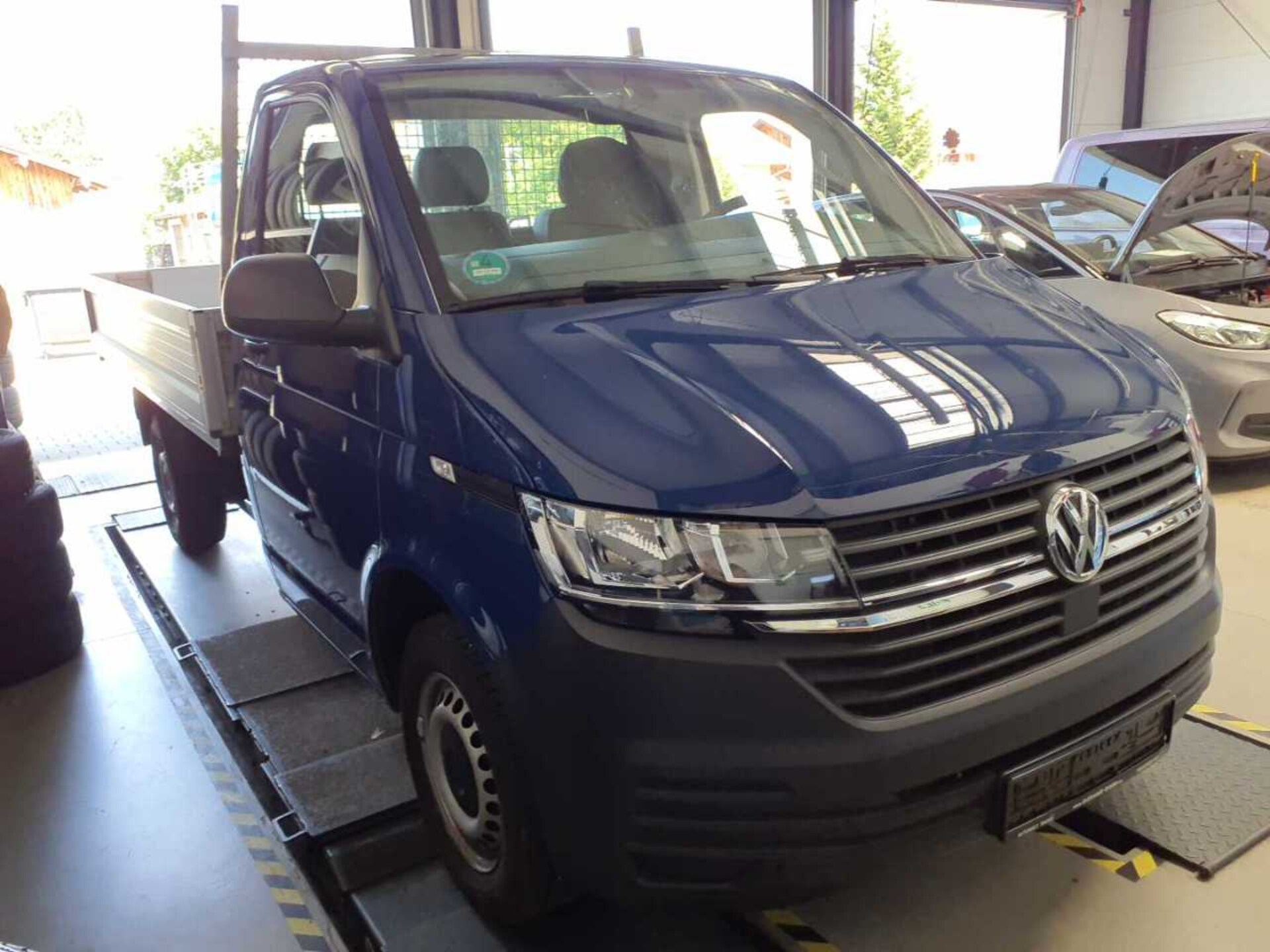 Volkswagen T6.1 Transporter Pritschenwagen Einzelkabine