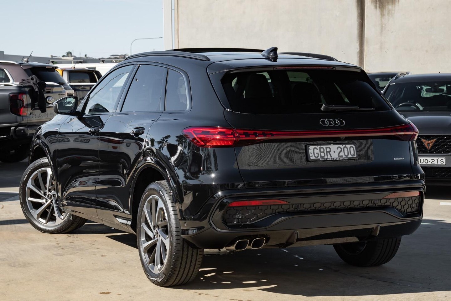 Image about Audi Q5 SUV TDI quattro 150 kW sport