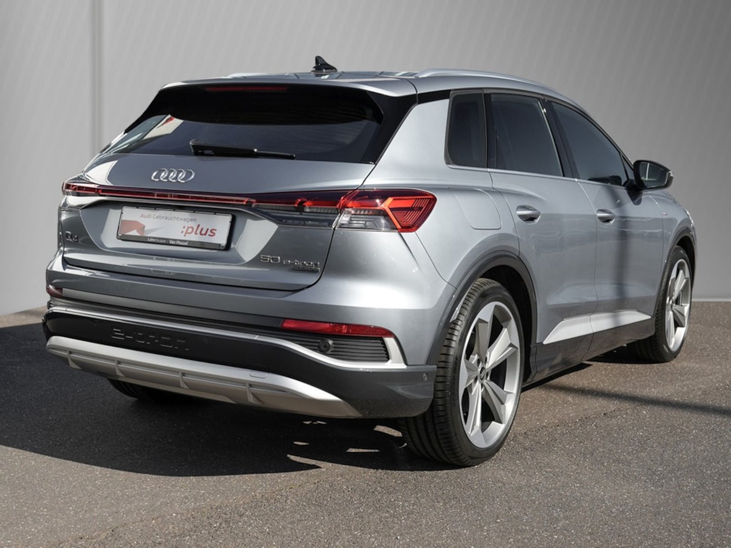 Bild über Audi Q4 e-tron 50 e-tron quattro - für weitere Informationen kontaktieren Sie den Audi Partner