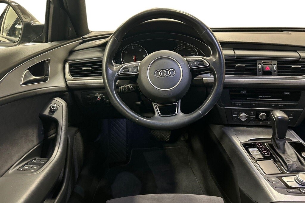 Bild som visar&nbsp;Audi A6 allroad quattro&nbsp;A6 allroad 3.0 TDI quattro 218 hk S tronic - för mer information kontakta din Audi Partner