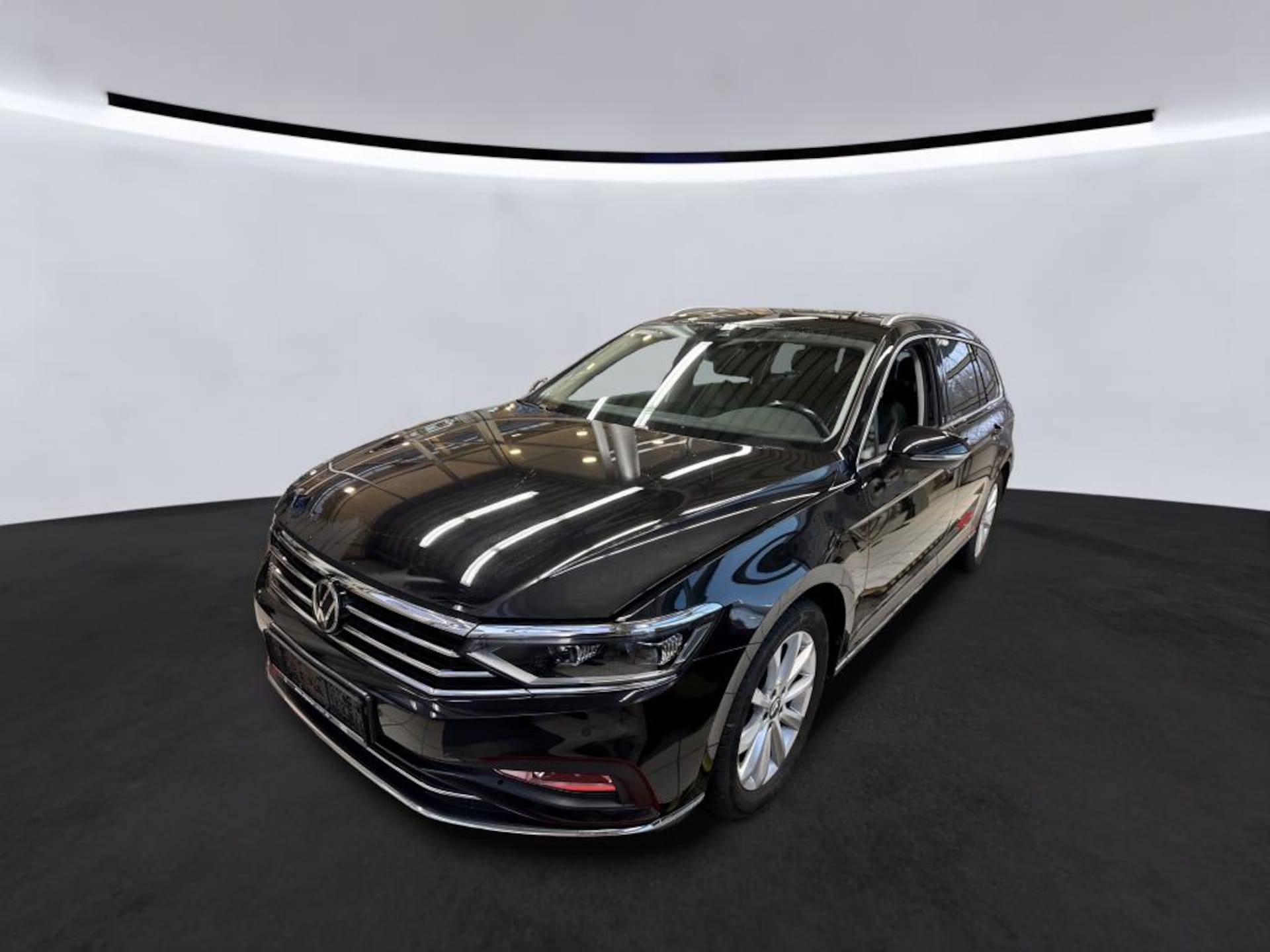 Volkswagen Passat Variant 2023 — Passat Variant 2.0 TDI DSG Elegance IQ.LIGHT AHK