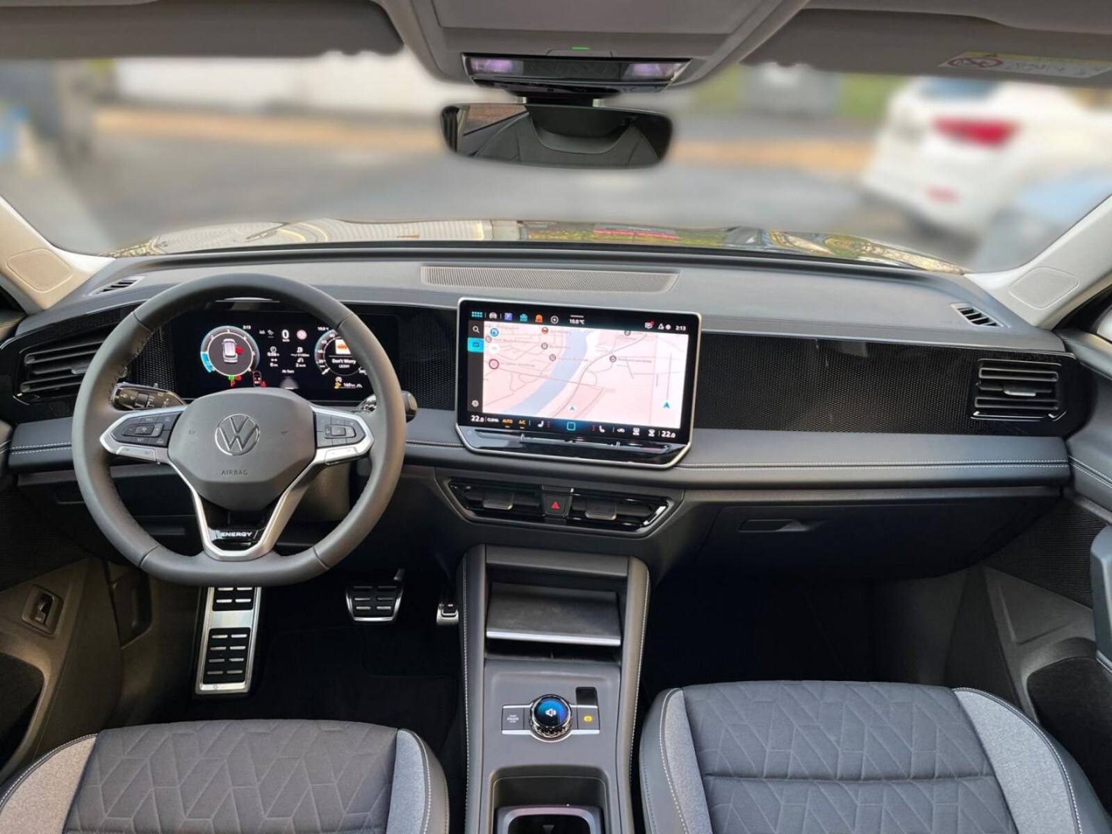 Volkswagen Tiguan – Bild 11